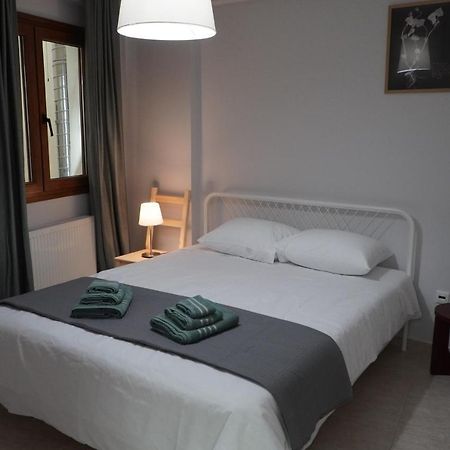 Modern Apartment In Οld Τown Thessalonique Extérieur photo