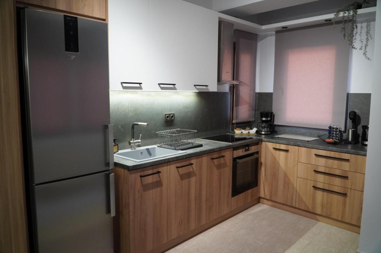 Modern Apartment In Οld Τown Thessalonique Extérieur photo