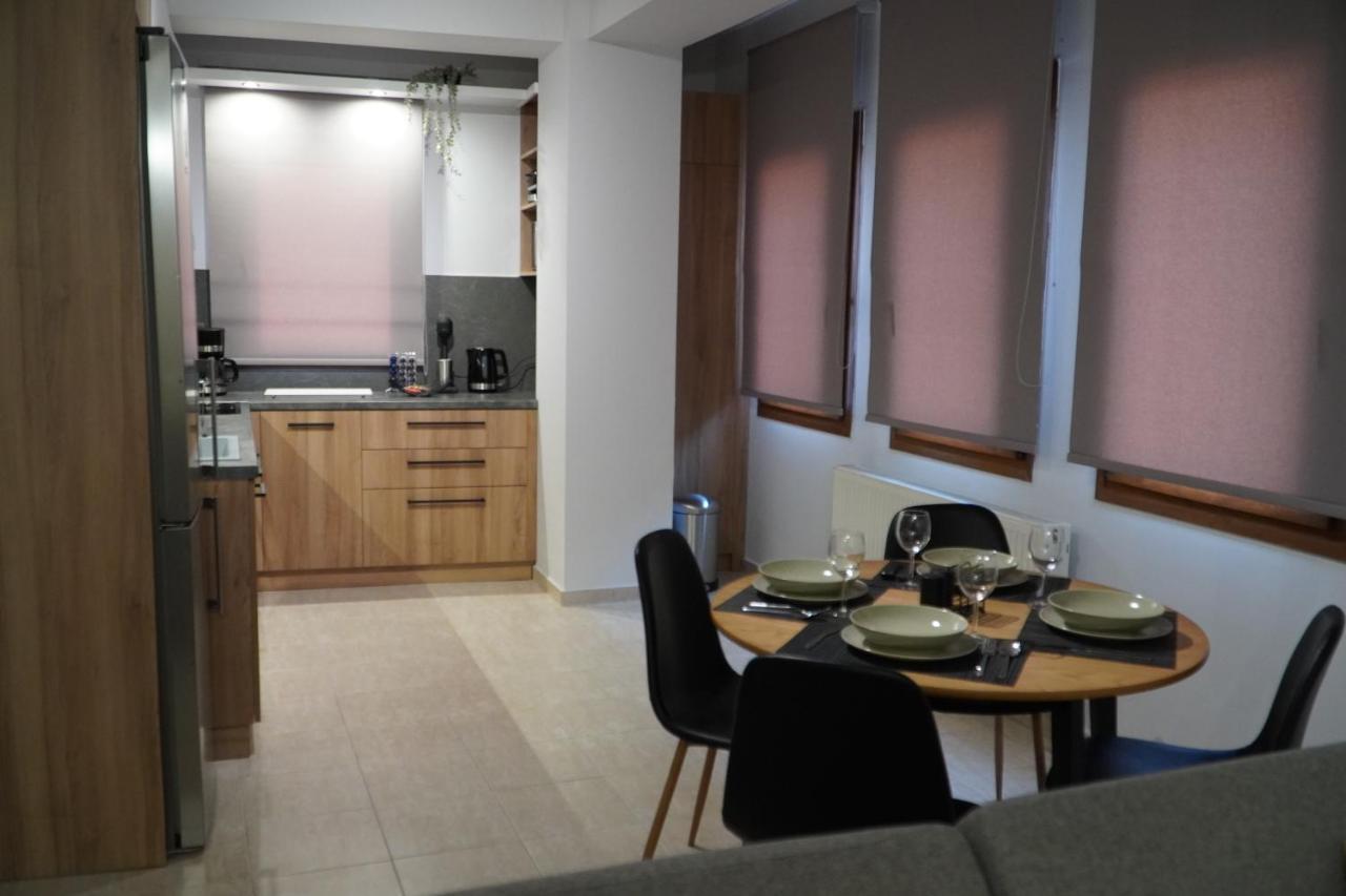 Modern Apartment In Οld Τown Thessalonique Extérieur photo